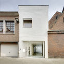 House TP / dmvA  - Exterior Photography, Windows, Brick, Facade