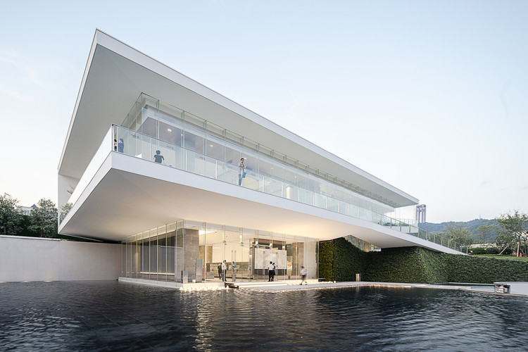 Centro Urbano Multifuncional de Wuzhou / XAA - Centro Cultural