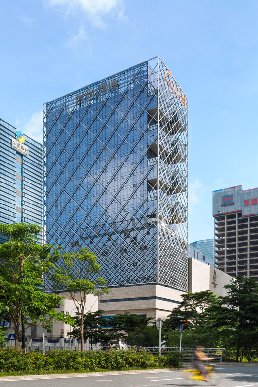 Edifício-Sede da Tianhong / CCDI - Shopping
