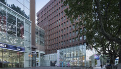 Projeto de Reforma do Phoenix Plaza / UA GROUP