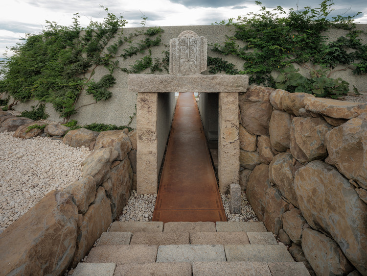 Enoura Observatory / Hiroshi Sugimoto | New Material Research Laboratory - Image 28 of 57