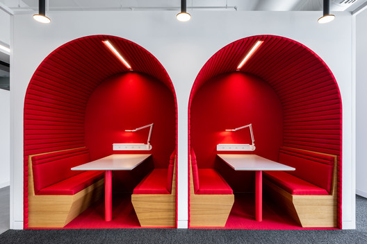 CIVITAS Capital Group / OFFICIAL - Interior Photography, Chair