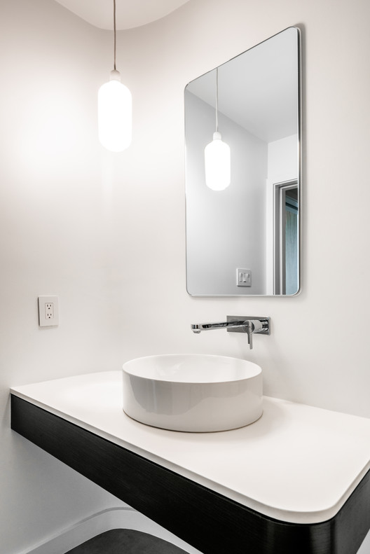 Reforma Throckmorton / OFFICIAL - Fotografia de Interiores, Banheiro, Pia, Iluminação