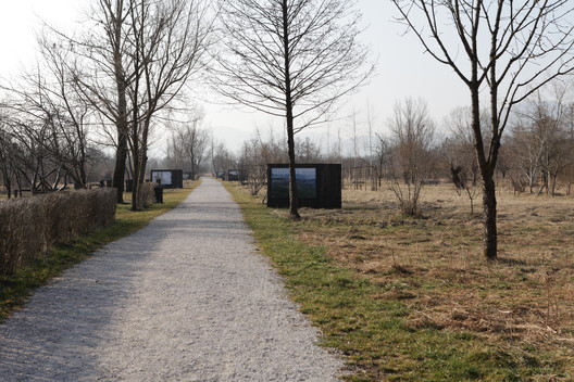 Parque urbano Rakova Jelša / Medprostor d.o.o. - Imagen 3 de 14