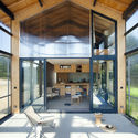 Une maison pour surfer / Java Architecture - Windows, Beam, Chair, Deck, Patio