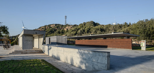 Galería Abstracta / Yin Peiru Architecture Studio - Imagen 2 de 22