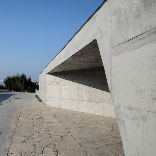 Galería Abstracta / Yin Peiru Architecture Studio - Imagen 11 de 22