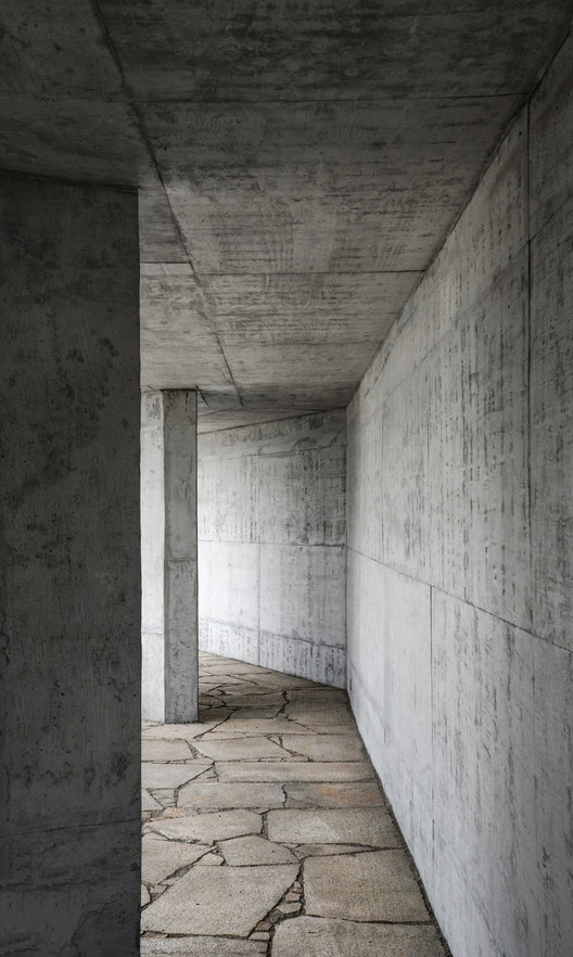 Galería Abstracta / Yin Peiru Architecture Studio - Imagen 14 de 22