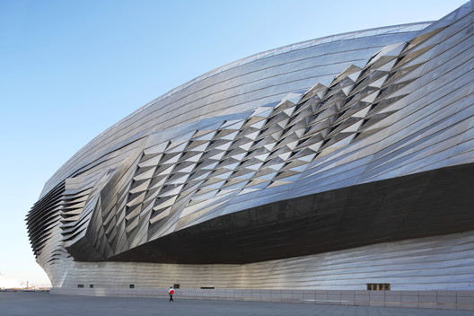 Coop Himmelb(l)au and UNStudio to speak at the 2018 Tsinghua Design Academic Week! Register for the year's premier forum. - Image 6 of 26