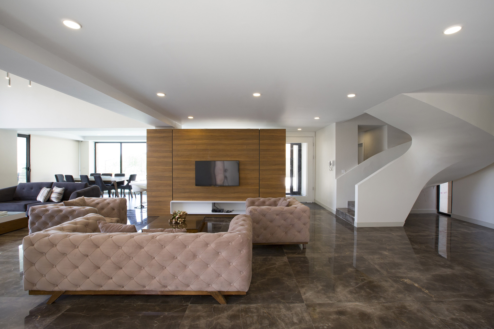 Gallery of Mosha Twin Villa / Special Space Studio - 4