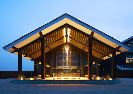 Termas Hezhitang / A-ASTERISK Termas Hezhitang / A-ASTERISK - Imagen 1 de 35