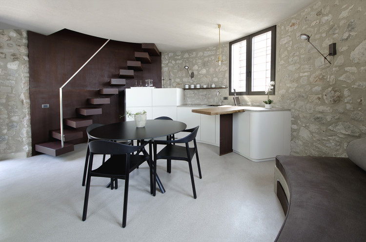 A New Life for a Little Tower / studio aledolci&co - Image 1 of 18