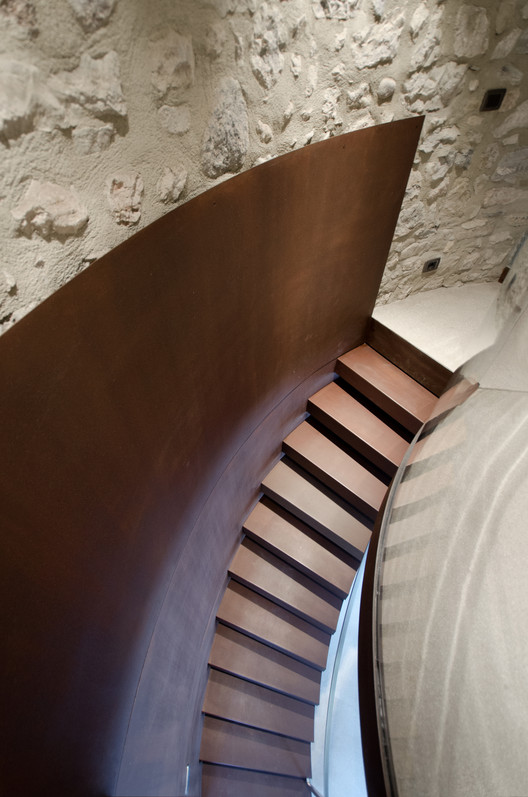 A New Life for a Little Tower / studio aledolci&co A New Life for a Little Tower / studio aledolci&co - Image 5 of 18