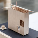 'Arquitectura reflexiva' en torno a la madera: 10 arquitectos y estudiantes exhiben sus obras en Puerto Montt, Chile - Image 4 of 4