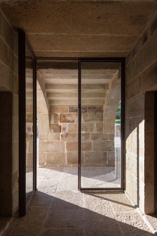 Torre de Gomariz Wine Spa Hotel / Paulo Braga + Cristina Amaral - Pilar