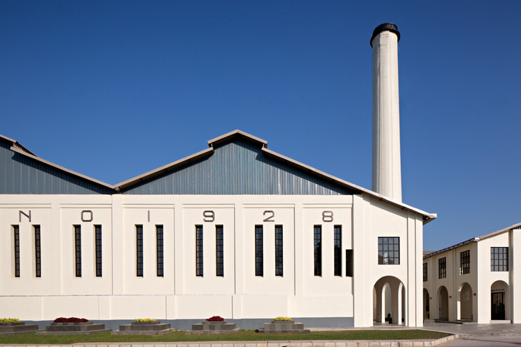 De Tjolomadoe / Airmas Asri - Adaptive Reuse, Facade, Door, Column