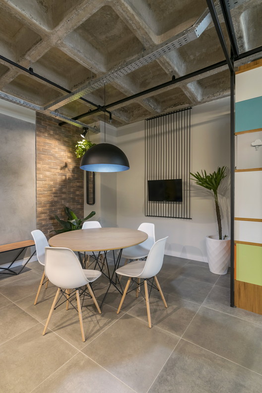 Casa2 Design / Dobra Arquitectura - Imagen 2 de 17