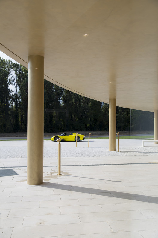 Dallara Academy / Atelier(s) Alfonso Femia Dallara Academy / Atelier(s) Alfonso Femia - Imagem 5 de 49