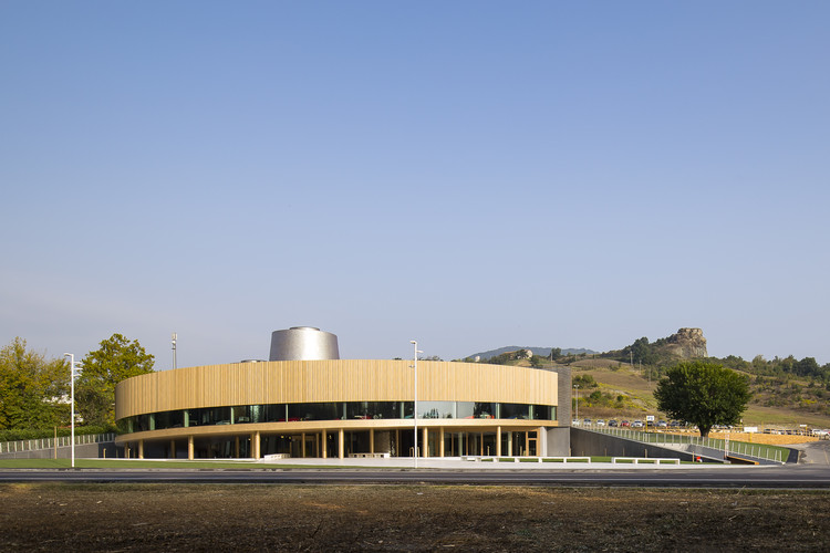 Dallara Academy / Atelier(s) Alfonso Femia - Imagem 11 de 49