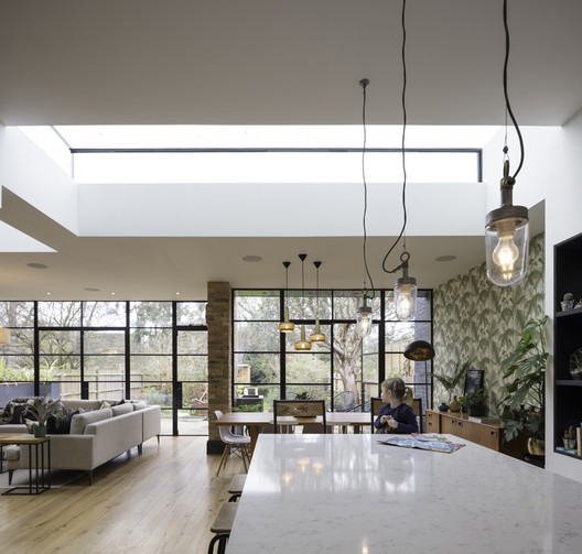 Casa Táctil / Thomas & Spiers - Imagen 2 de 14