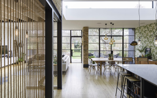 Casa Táctil / Thomas & Spiers - Imagen 10 de 14
