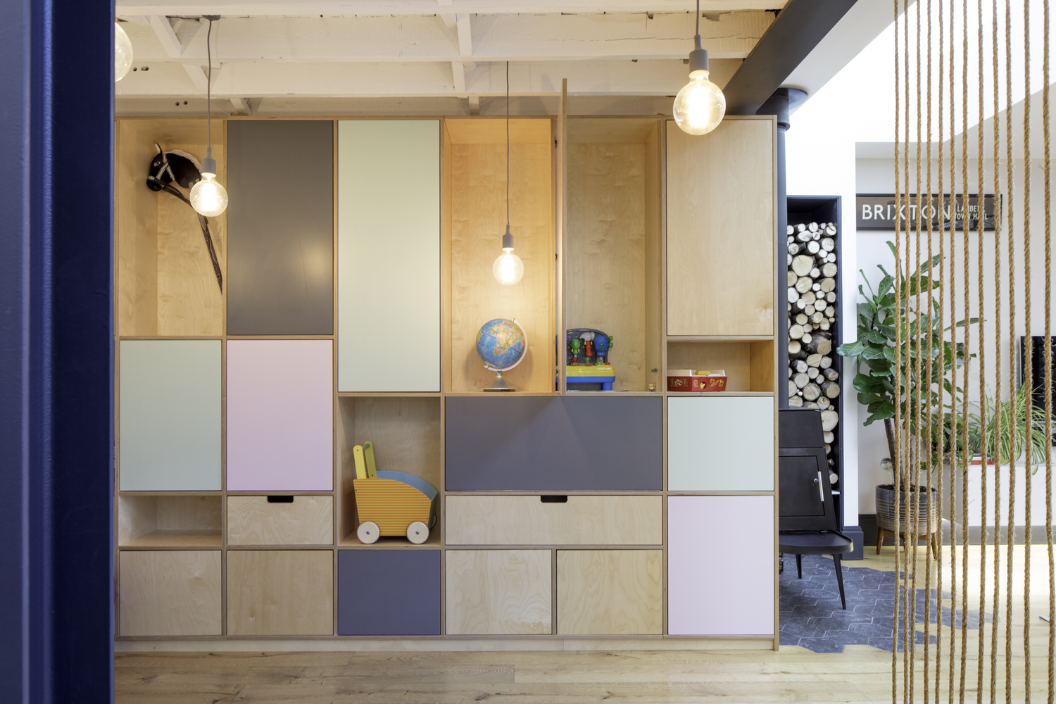 Casa Tátil / Thomas & Spiers - Imagem 4 de 14