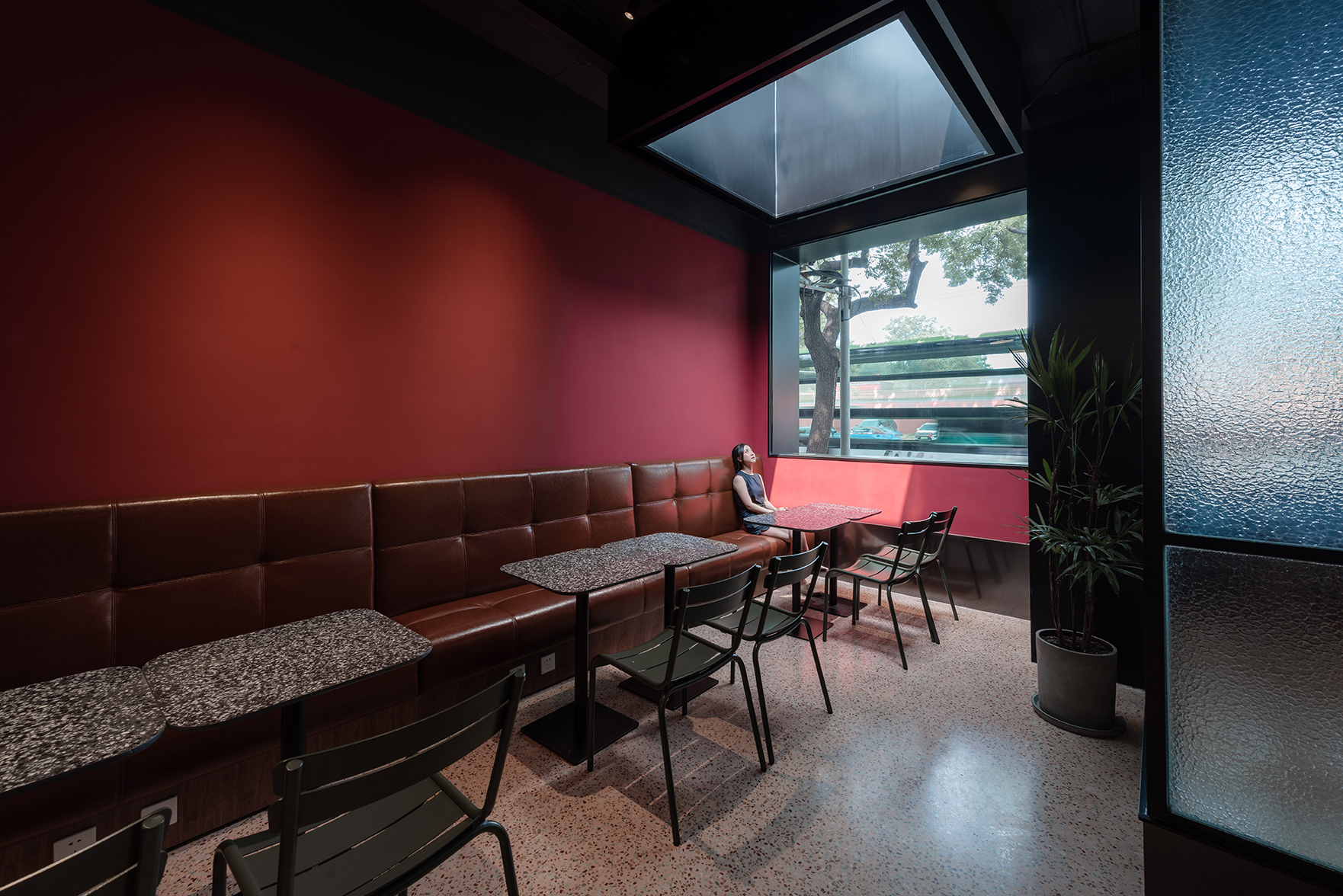 Gallery of Red Wall Café / B336 Design Group - 6