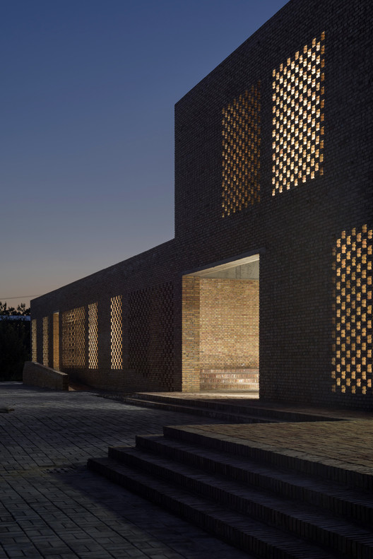 Village Center in Sanhe / Wall Architects of XAUAT Village Center in Sanhe / Wall Architects of XAUAT - Image 11 of 21