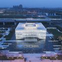 Pabellón de Exposiciones de Planificación del Distrito de Xiangcheng / Lacime Architects - Centro De Exhibición