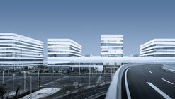 Hong Kong-Zhuhai-Macao Bridge Zhuhai Port Office Area Project / Arcplus East China Architectural Design & Research Institute