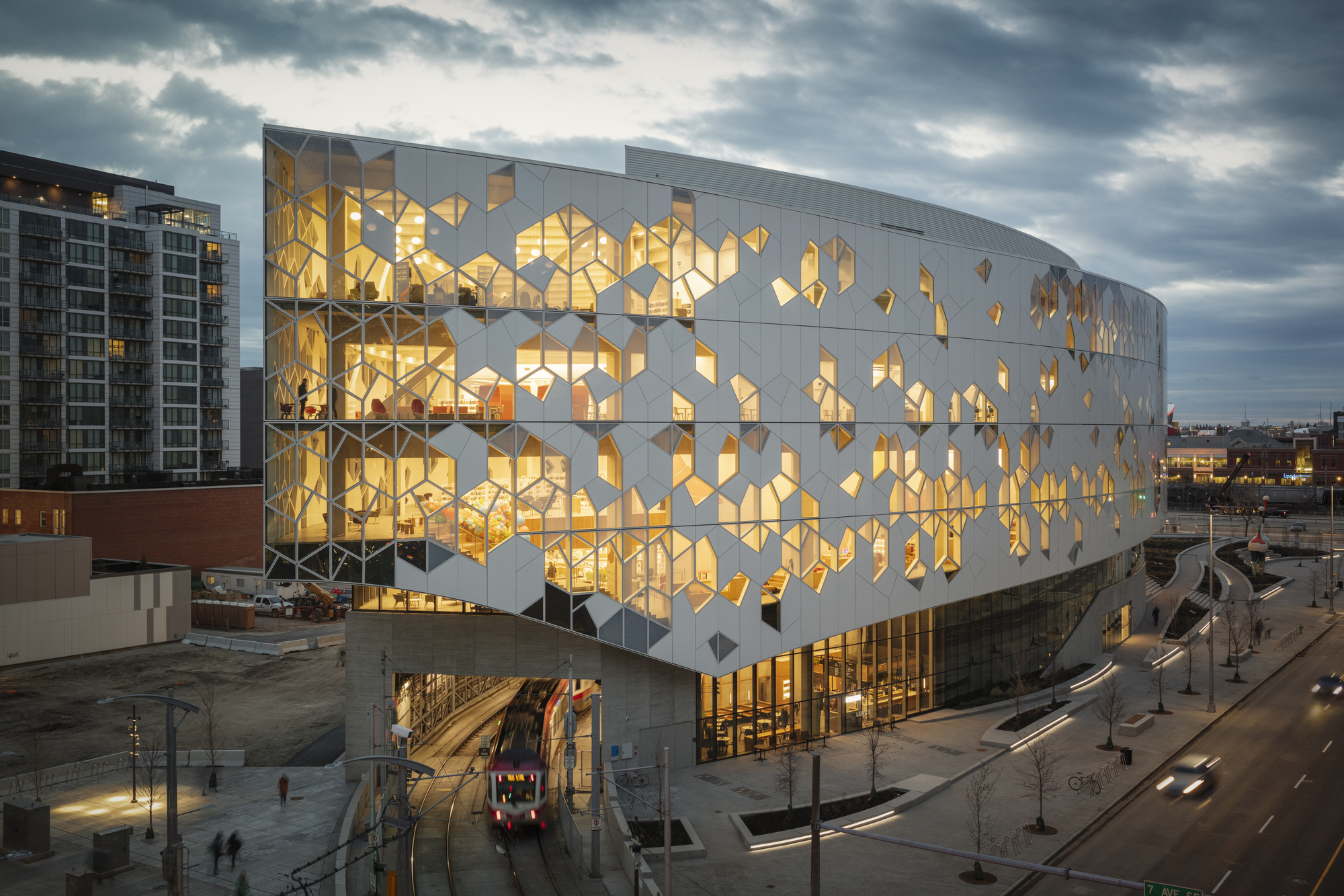 Biblioteca Central De Calgary Sn hetta ArchDaily En Espa ol Biblioteca Central De Calgary Sn hetta ArchDaily En Espa ol