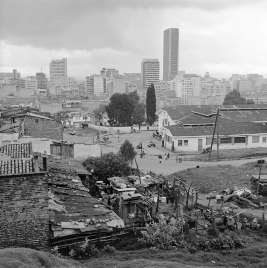Bogotá, according to the photography of Daniel Rodríguez Bogotá, according to the photography of Daniel Rodríguez - Image 1 of 6