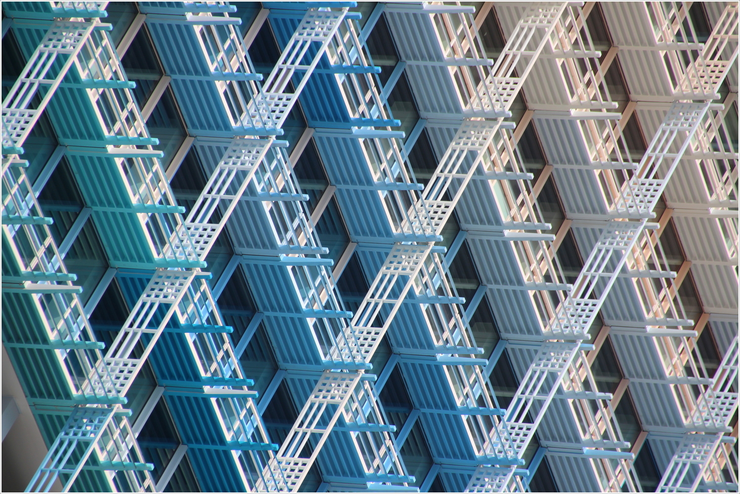 gallery-of-la-marseillaise-ateliers-jean-nouvel-15