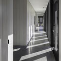 Sackett Hill House / TenBerke - Image 2 of 22