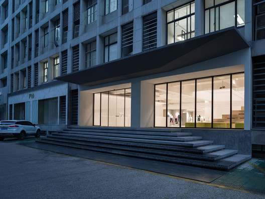 Espacio Maker Shangjia II / HUA Architects Espacio Maker Shangjia II / HUA Architects - Imagen 14 de 23