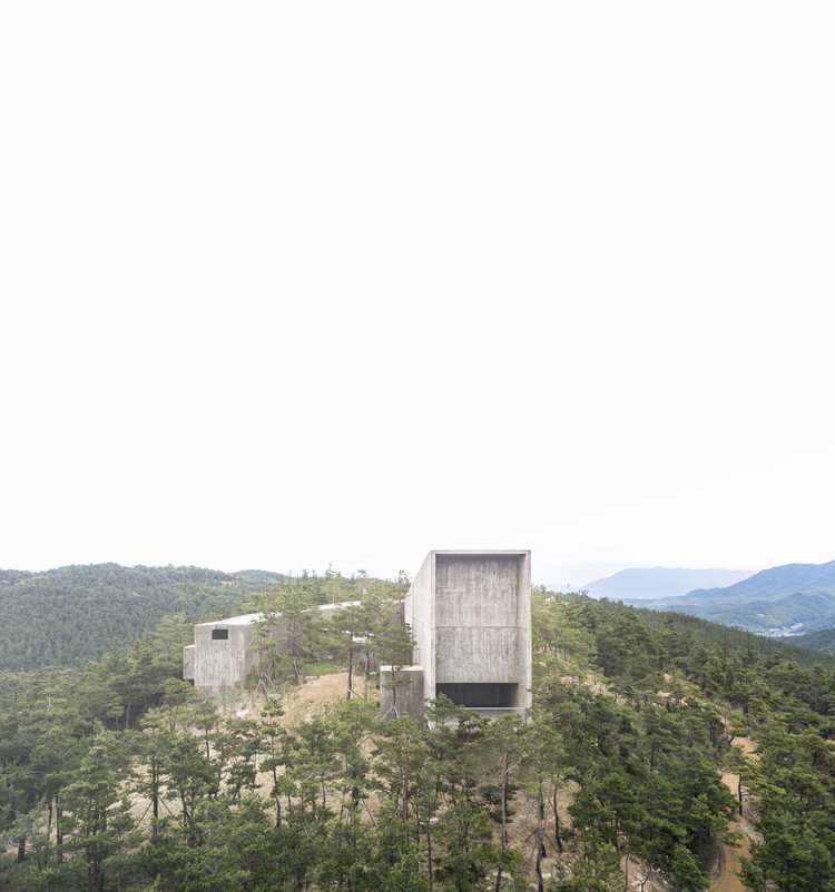 Saya Park / Álvaro Siza + Carlos Castanheira - Forest