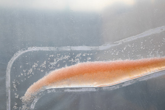ecoLogicStudio's Bio-Digital Curtain Fights Climate Change by Filtering Air and Creating Bioplastic ecoLogicStudio's Bio-Digital Curtain Fights Climate Change by Filtering Air and Creating Bioplastic - Image 3 of 9