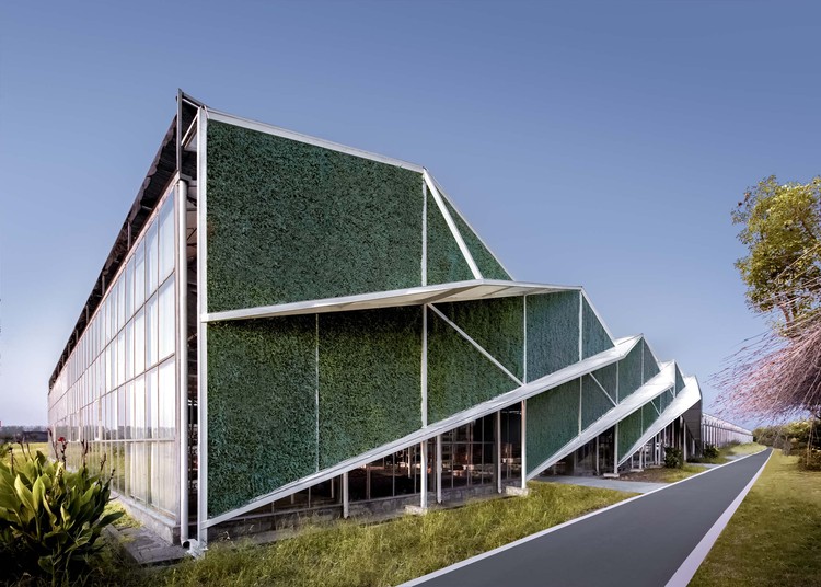 Facade. Image © Xiao Wang