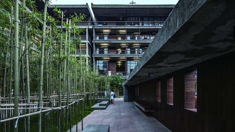 Liu Jiakun on Practice: "The property rights are theirs, the ideals are yours. There are no secret tricks to practice—just more practice." - Image 2 of 7