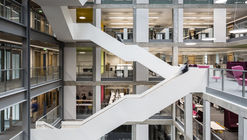 贝叶斯中心 / Bennetts Associates