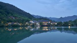 Resort Fuchun New Century Wonderland de Hangzhou / The Design Institute of Landscape and Architecture China Academy of Art