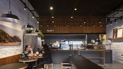 Tasty Salad Shop Comendador / Arquea Arquitectos