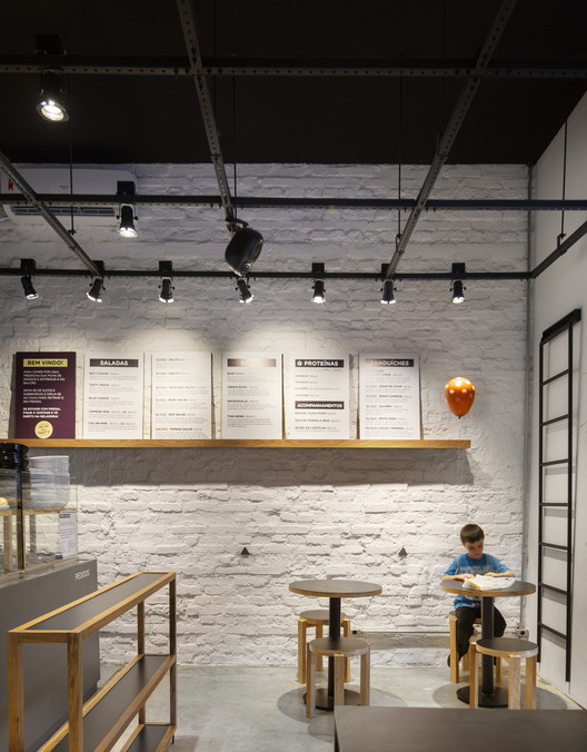 Tasty Salad Shop Comendador / Arquea Arquitectos - Imagen 11 de 15