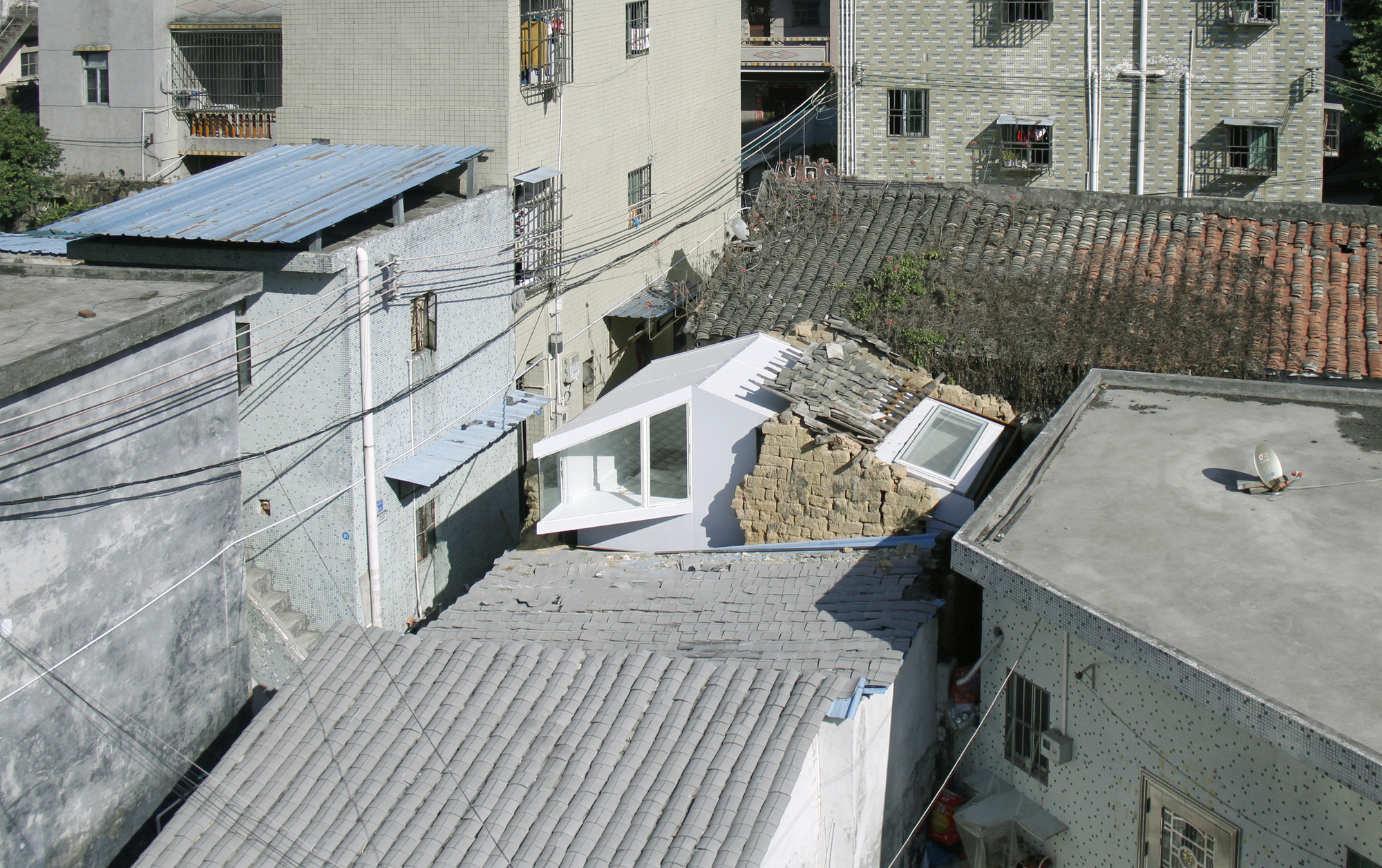 Shangwei Village Plugin House / People's Architecture Office ArchDaily
