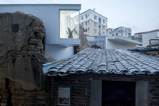 Casa Plugin na Vila Shangwei / People's Architecture Office - Imagem 8 de 26