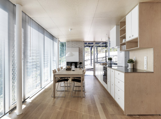 Cabana Nipe / Lie Øyen Arkitekter Cabana Nipe / Lie Øyen Arkitekter - Imagem 6 de 18