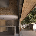 Jota House / Minimo Comun Arquitectura - Houses