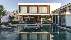 O.A. House / Mariana Orsi Arquitetura + Design