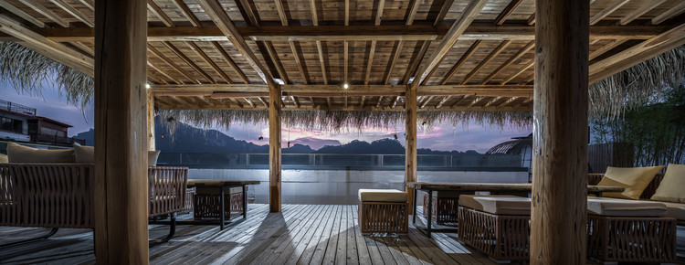 YUE Wuyi Tea Life Esthetics Hotel / Wuxiang Space Architecture Design Studio - Wood, Beam, Deck, Patio