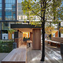 Edificio Import, Republic en East India / Studio RHE - Edificio De Oficinas
